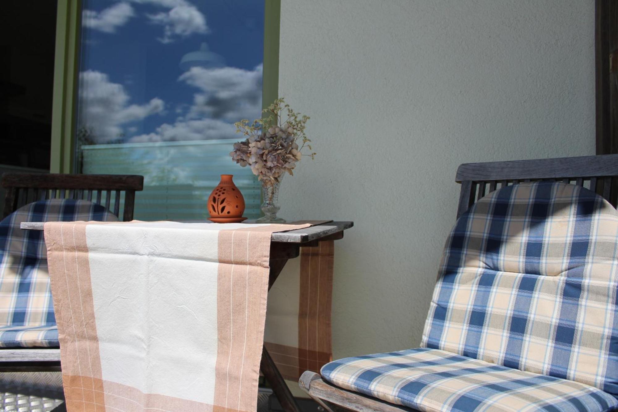 Schwalbennest Am Cafe Wunder Bar Apartment Bad Sulze Exterior photo